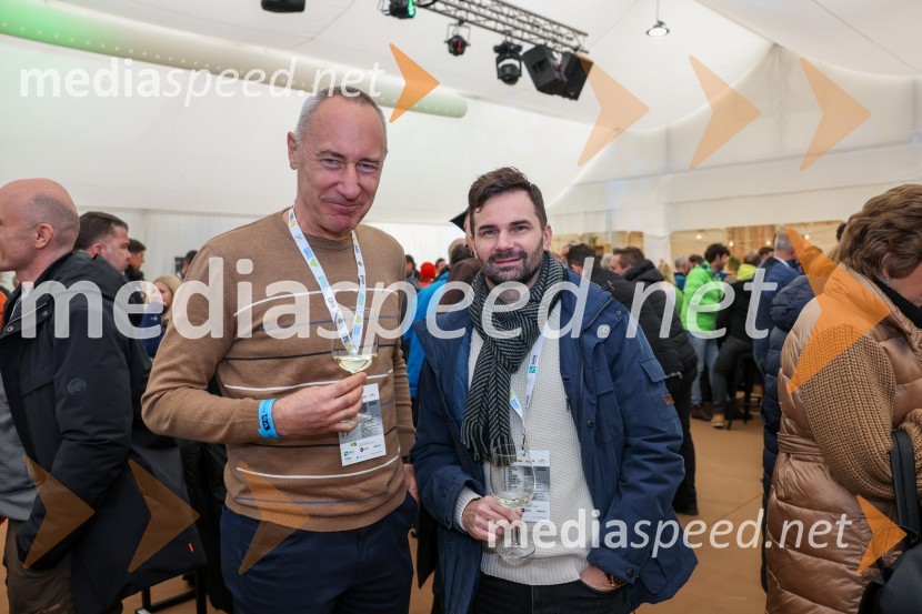  Jošt Dolničar, predsednik uprave, Zavarovalnica Sava;  Miha Pahulje, član uprave Zavarovalnica Sava59. Zlata lisica, VIP sobota