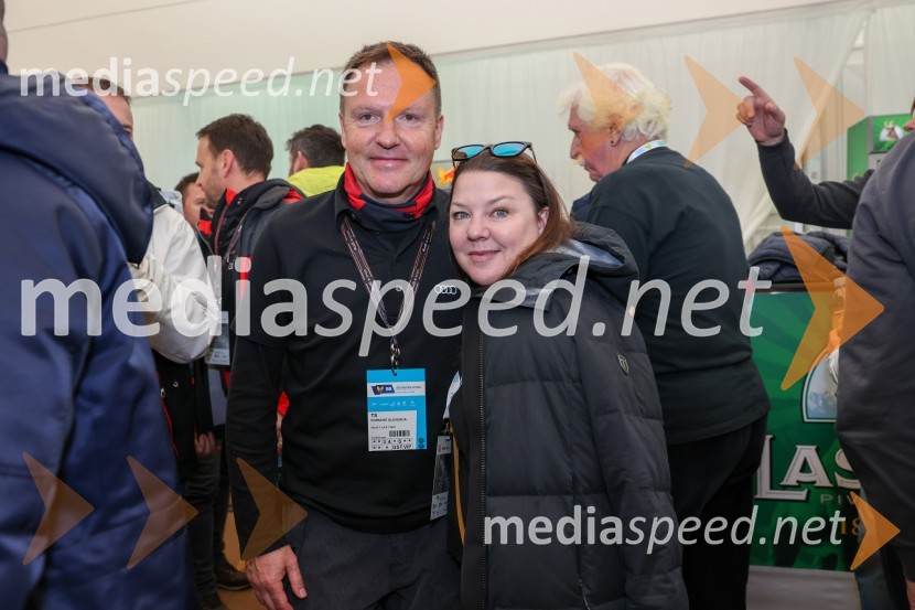  Samo Pagon, vodja marketinga znamke Audi pri podjetju Porsche Slovenija d.o.o.;  Tjaša Kolenc Filipčič, vodja upravljanja z blagovno znamko in direktorica marketinga v Skupini Triglav59. Zlata lisica, VIP sobota