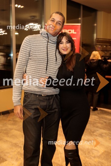  Joseph Nzobandora - Jose, raper, Murat & Jose;  Saša Pavlin Stošić, igralkaShakespeare, premiera monoprojekta Sebastiana Cavazze