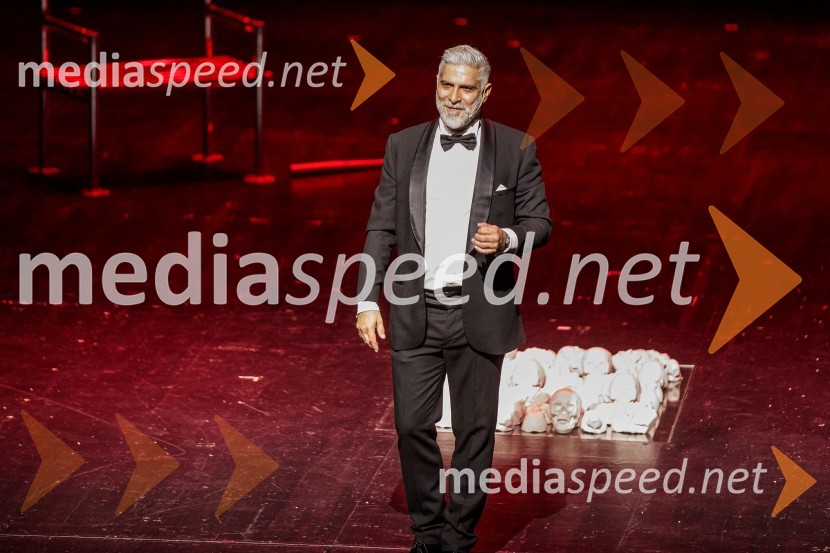  Sebastian Cavazza, dramski in filmski igralecShakespeare, premiera monoprojekta Sebastiana Cavazze