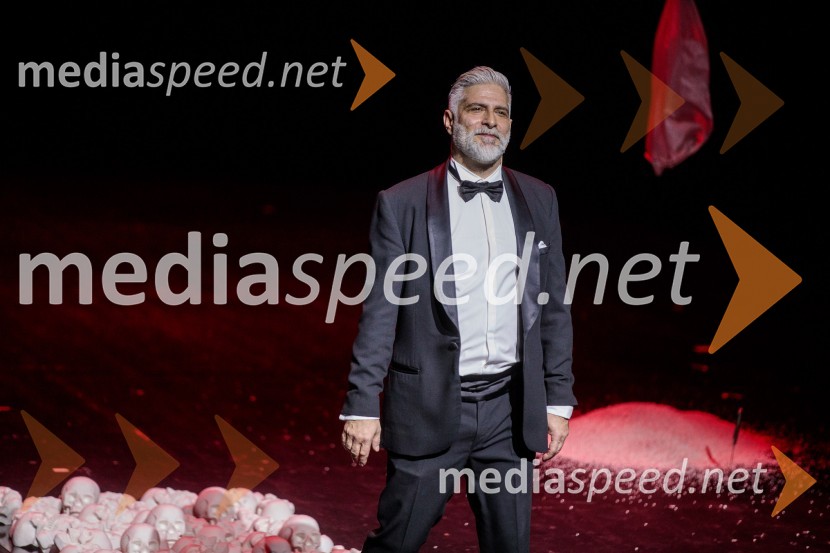  Sebastian Cavazza, dramski in filmski igralecShakespeare, premiera monoprojekta Sebastiana Cavazze