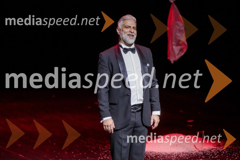  Sebastian Cavazza, dramski in filmski igralecShakespeare, premiera monoprojekta Sebastiana Cavazze