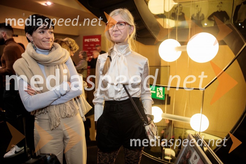  ... ;  Natalija Pihler, profesorica nemščineShakespeare, premiera monoprojekta Sebastiana Cavazze