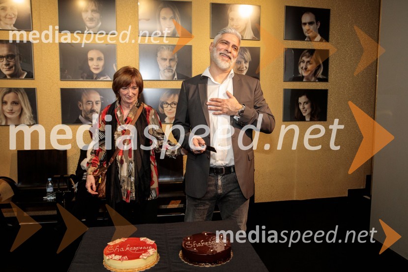  Maja Cerar, lektorica;  Sebastian Cavazza, dramski in filmski igralecShakespeare, premiera monoprojekta Sebastiana Cavazze