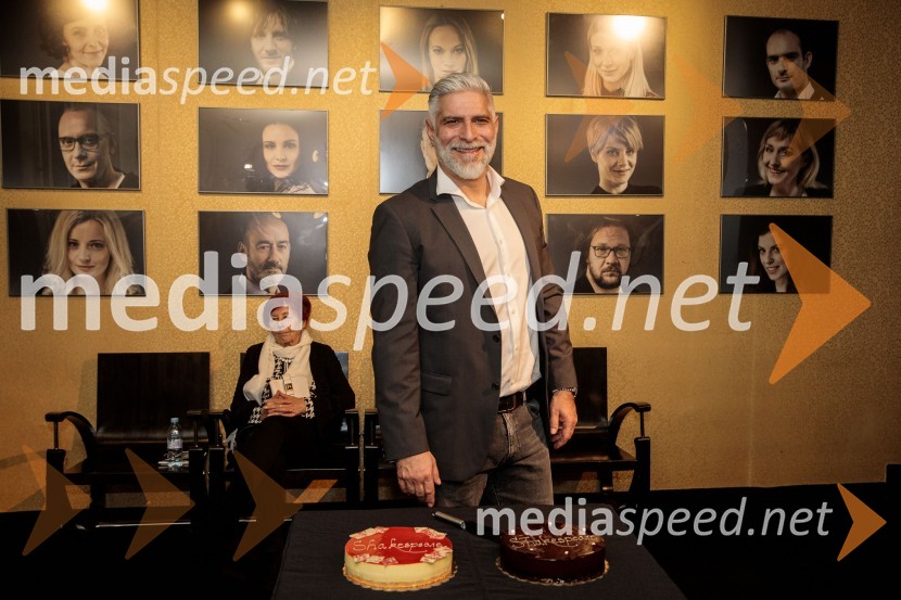  Sebastian Cavazza, dramski in filmski igralecShakespeare, premiera monoprojekta Sebastiana Cavazze