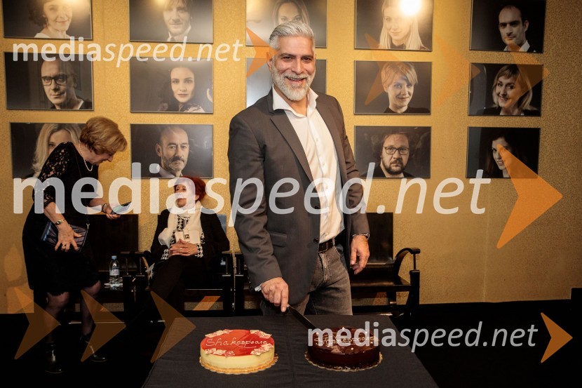  Sebastian Cavazza, dramski in filmski igralecShakespeare, premiera monoprojekta Sebastiana Cavazze