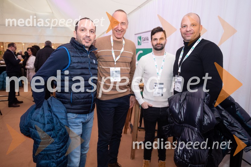  ... ;  Jošt Dolničar, predsednik uprave, Zavarovalnica Sava;  Miha Pahulje, član uprave Zavarovalnica Sava;  Gorazd Bedenčič, Puklavec Family wine d.o.o59. Zlata lisica, VIP sobota