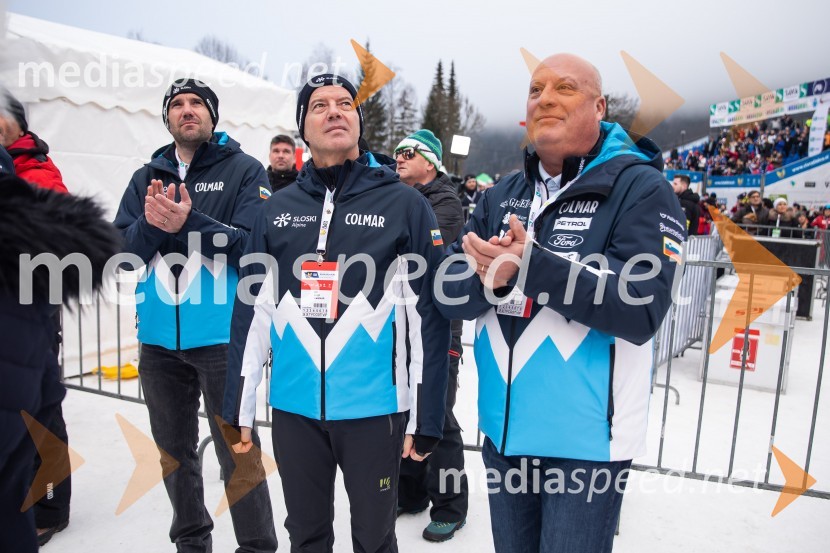  Uroš Zupan, direktor, Smučarska zveza Slovenije ;  Enzo Smrekar, predsednik uprave Droge Kolinske in glavni direktor strateškega poslovnega področja v Atlantic Grupi, predsednik SZS;  Iztok Klančnik, direktor Selectium Adriatics d.o.o., predsednik Zbora alpskih disciplin, Smučarska zveza Slovenije59. Zlata lisica, VIP sobota