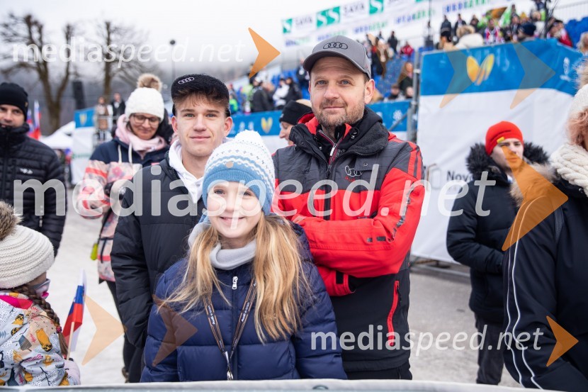  Žan Bolta;  Tjaša Bolta;  Franci Bolta, direktor znamke Audi pri podjetju Porsche Slovenija d.o.o.59. Zlata lisica, VIP sobota