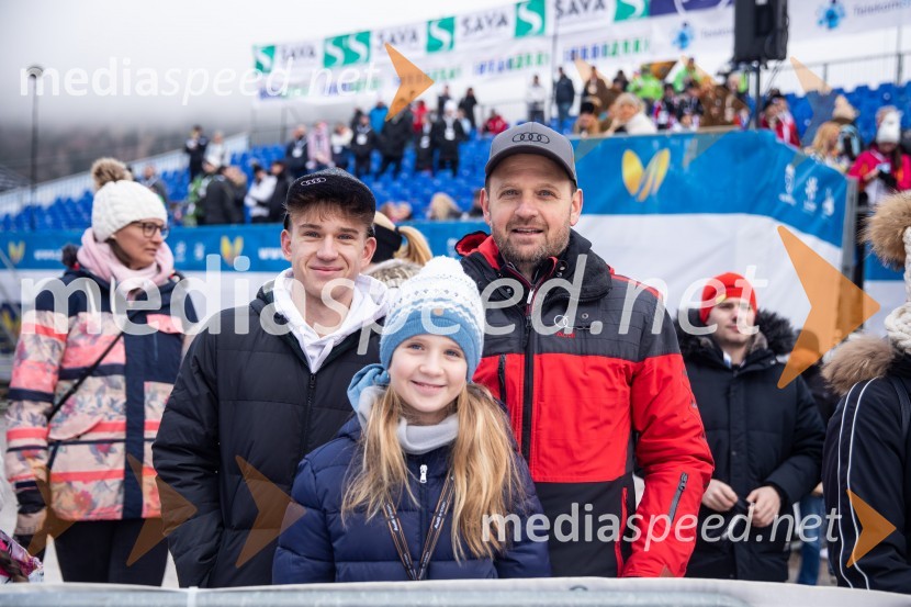  Žan Bolta;  Tjaša Bolta;  Franci Bolta, direktor znamke Audi pri podjetju Porsche Slovenija d.o.o.59. Zlata lisica, VIP sobota