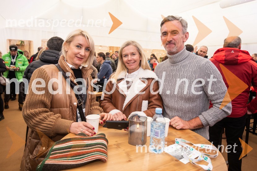  ... ;  Alenka Lukić;  Marko Lukić, lastnik in direktor družbe Lumar IG59. Zlata lisica, VIP sobota