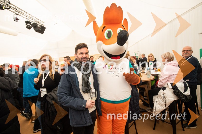  Miha Pahulje, član uprave Zavarovalnica Sava;  ... 59. Zlata lisica, VIP sobota