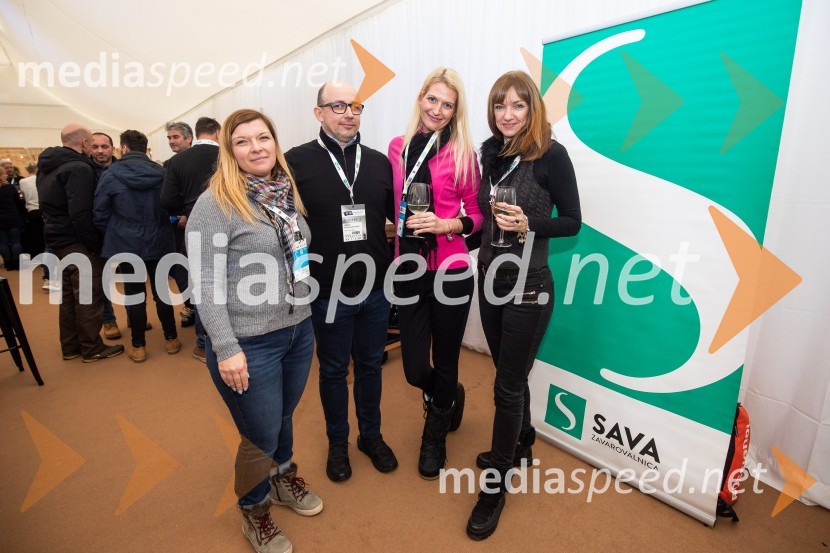 Lucija Medved, Zavarovalnica Sava;  ... ;  Jona Bale, Zavarovalnica Sava; mag. Rinalda Klemenčič, direktorica Službe za inovacije in podatkovno poslovanje in v. d. direktorice Službe za marketing in odnose z javnostmi, Zavarovalnica Sava59. Zlata lisica, VIP sobota