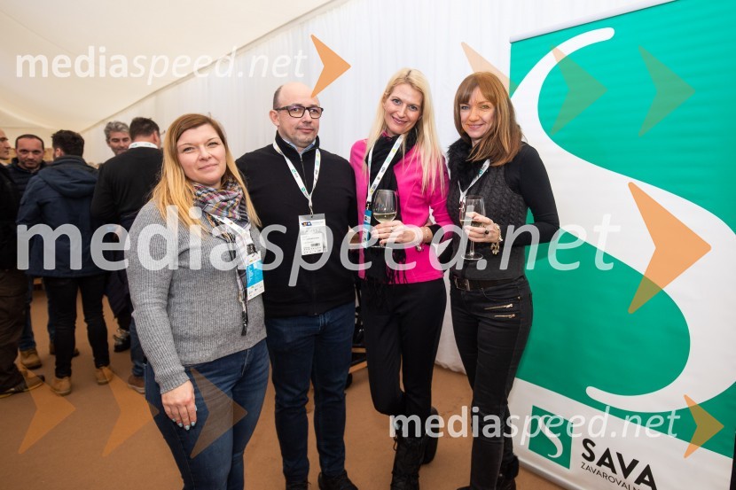  Lucija Medved, Zavarovalnica Sava;  ... ;  Jona Bale, Zavarovalnica Sava; mag. Rinalda Klemenčič, direktorica Službe za inovacije in podatkovno poslovanje in v. d. direktorice Službe za marketing in odnose z javnostmi, Zavarovalnica Sava59. Zlata lisica, VIP sobota