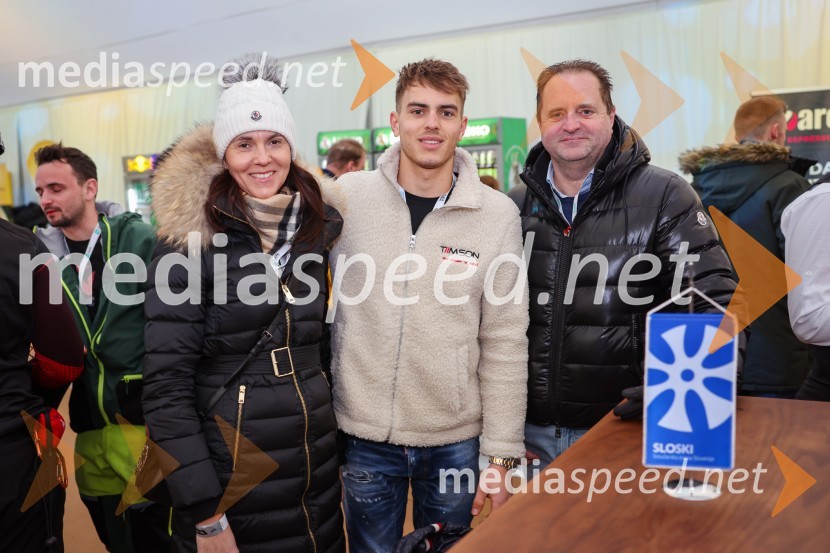  Metka Marovt, lastnica, namestnica direktorija, Marovt d.o.o.;  Tim Marovt;  Tomaž Marovt, lastnik, direktor, Marovt d.o.o.59. Zlata lisica, nedelja