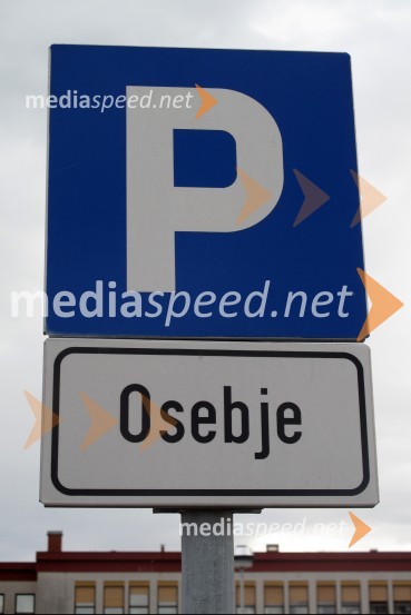 Prometni znakSplošna bolnišnica Murska Sobota Rakičan