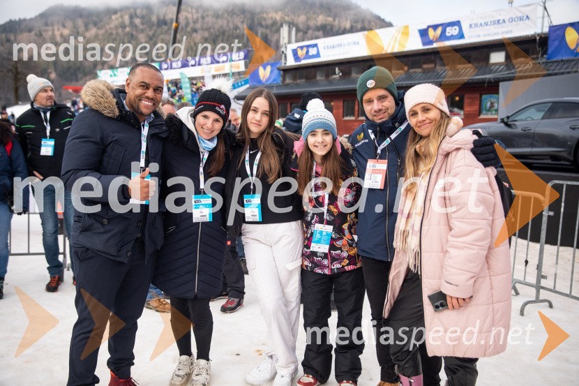  Marcos  Tavares, nekdanji nogometaš, NK Maribor;  Tina Šmon;  Tija Kovačič;  Neža Lednik;  Gregor Lednik, predsednik ASK Branik, generalni sekretar, 59. Zlata lisica;  Minja Lednik, Mediaspeed d.o.o59. Zlata lisica, VIP sobota