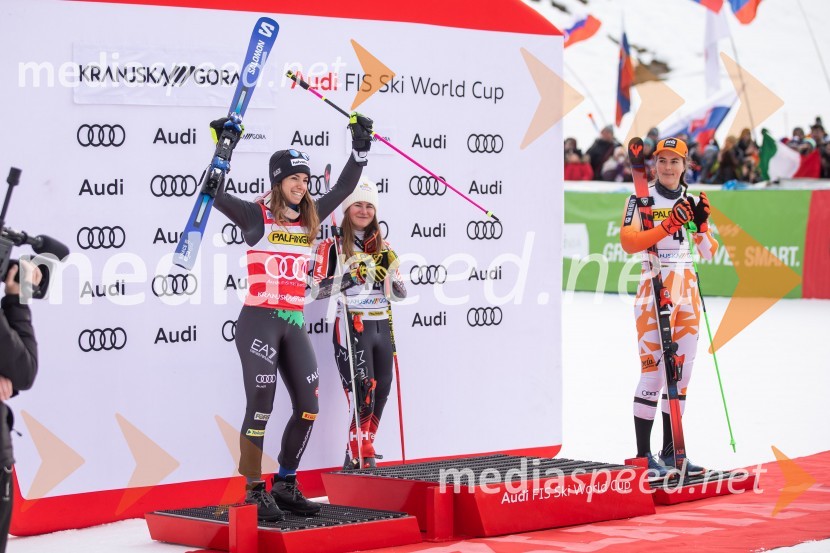  Marta Bassino, smučarka (Italija);  Valérie Grenier , smučarka (Kanada);  Petra Vlhova, smučarka (Slovaška)59. Zlata lisica, VIP sobota