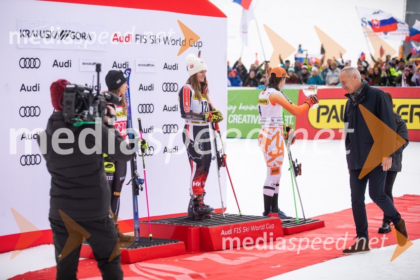  Marta Bassino, smučarka (Italija);  Valérie Grenier , smučarka (Kanada);  Petra Vlhova, smučarka (Slovaška);  Jošt Dolničar, predsednik uprave, Zavarovalnica Sava59. Zlata lisica, VIP sobota