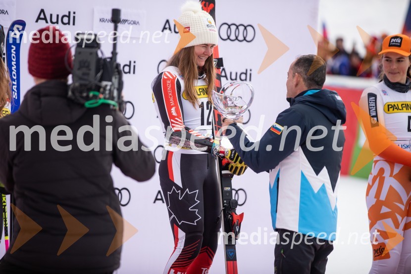  Valérie Grenier , smučarka (Kanada);  Enzo Smrekar, predsednik uprave Droge Kolinske in glavni direktor strateškega poslovnega področja v Atlantic Grupi, predsednik SZS59. Zlata lisica, VIP sobota