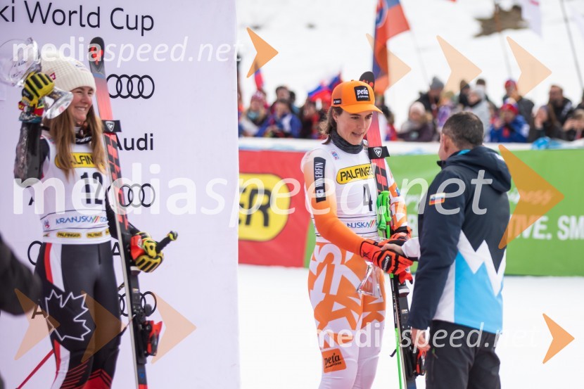  Valérie Grenier , smučarka (Kanada);  Petra Vlhova, smučarka (Slovaška);  Enzo Smrekar, predsednik uprave Droge Kolinske in glavni direktor strateškega poslovnega področja v Atlantic Grupi, predsednik SZS59. Zlata lisica, VIP sobota