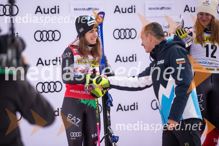  Marta Bassino, smučarka (Italija);  Enzo Smrekar, predsednik uprave Droge Kolinske in glavni direktor strateškega poslovnega področja v Atlantic Grupi, predsednik SZS59. Zlata lisica, VIP sobota