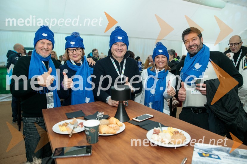  Boris Potočnik;  Dragica Potočnik;  Ranko Šmigoc, direktor, Marprom;  Renata Šmigoc;  Marko Rataj, vodja smučišč, Marprom59. Zlata lisica, nedelja