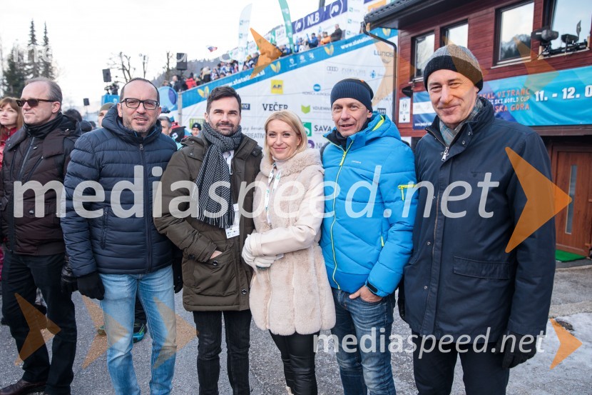  Valentino Mendek;  Miha Pahulje, član uprave Zavarovalnica Sava;  Lea Jerič, izvršna direktorica Sektorja trženja in prodaje, Zavarovalnica Sava;  ... ;  Jošt Dolničar, predsednik uprave, Zavarovalnica Sava59. Zlata lisica, nedelja