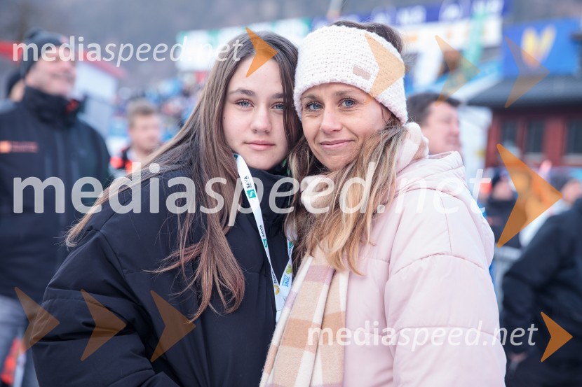  Tija Kovačič;  Minja Lednik, Mediaspeed d.o.o59. Zlata lisica, nedelja