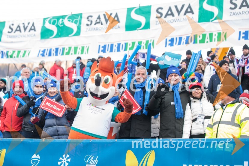 Aleksander Saša Arsenovič, župan, Mestna občina Maribor; dr. Samo Peter Medved,  podžupan, Mestna občina Maribor ;  Duška Medved59. Zlata lisica, nedelja