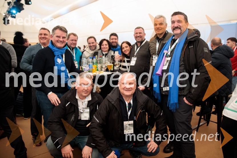  ... ;  Ranko Šmigoc, direktor, Marprom;  ... ;  ... ;  Dominik Dukarić, vodja marketinga Marprom;  ... ;  ... ;  ... ;  ... ;  ... ;  Aleksander Saša Arsenovič, župan, Mestna občina Maribor;  ... 59. Zlata lisica, nedelja