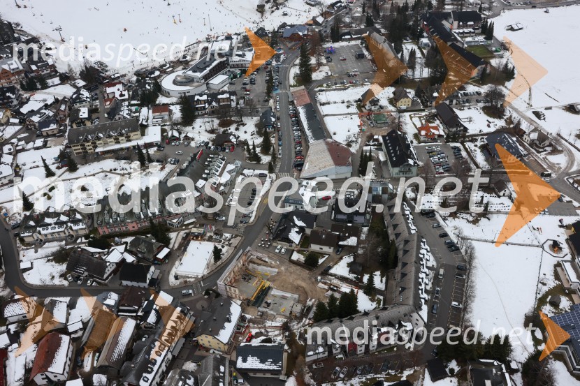 Kranjska Gora in Zlata lisica iz zraka