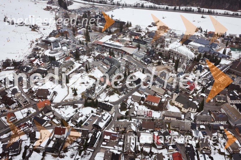 Kranjska Gora in Zlata lisica iz zraka