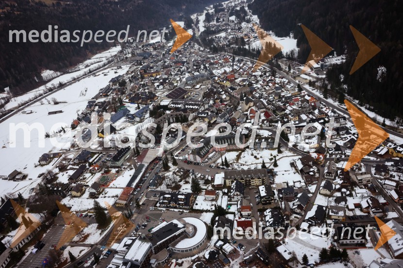 Kranjska Gora in Zlata lisica iz zraka