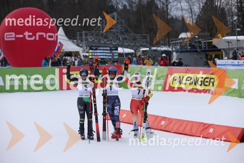  Federica Brignone, smučarka (Italija);  Mikaela Shiffrin, smučarka (ZDA);  Lara Gut-Behrami, smučarka (Švica)59. Zlata lisica, nedelja
