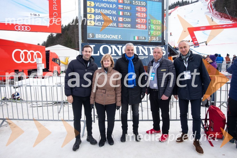  Rok Capl, v.d. direktor, Spirit Slovenia;  Henrika Zupan, županja, Kranjska Gora;  Aleksander Saša Arsenovič, župan, Mestna občina Maribor;  Hannes Roither, tiskovni predstavnik, Palfinger;  Jošt Dolničar, predsednik uprave, Zavarovalnica Sava59. Zlata lisica, nedelja
