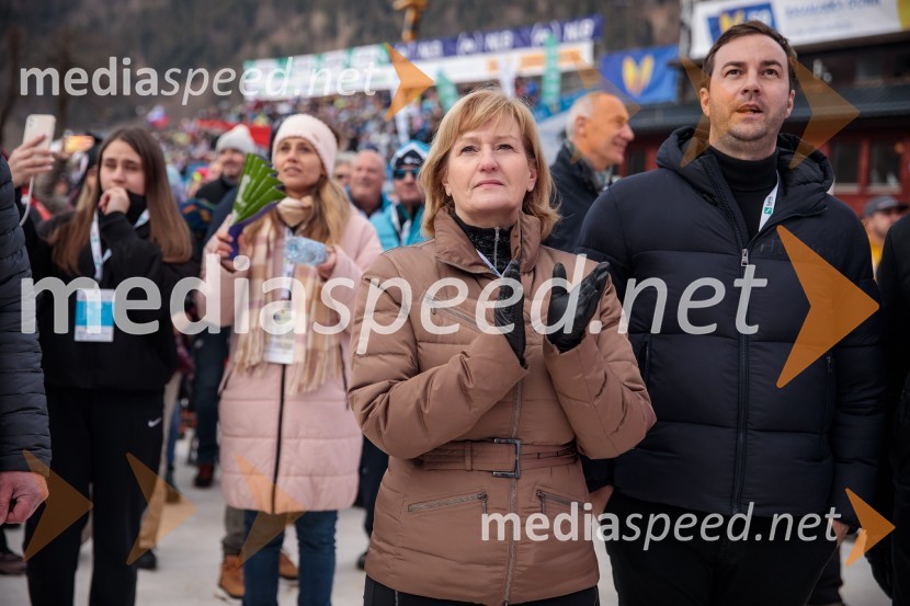  Henrika Zupan, županja, Kranjska Gora;  Rok Capl, v.d. direktor, Spirit Slovenia59. Zlata lisica, nedelja