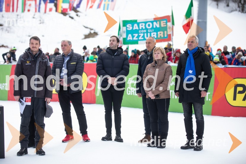  Mitja Šeško, moderator prireditev ;  Hannes Roither, tiskovni predstavnik, Palfinger;  Rok Capl, v.d. direktor, Spirit Slovenia;  Jošt Dolničar, predsednik uprave, Zavarovalnica Sava;  Henrika Zupan, županja, Kranjska Gora;  Aleksander Saša Arsenovič, župan, Mestna občina Maribor59. Zlata lisica, nedelja