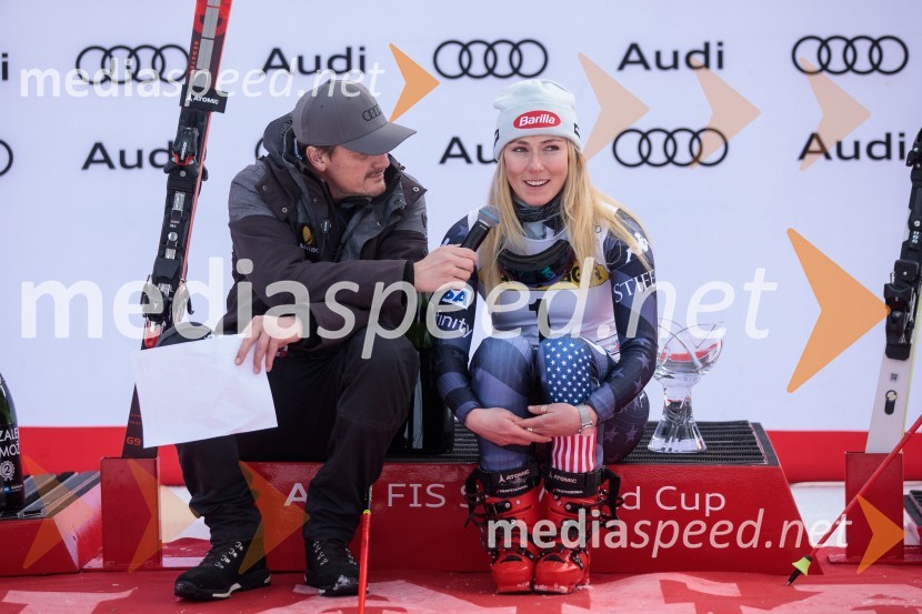  Mitja Šeško, moderator prireditev ;  Mikaela Shiffrin, smučarka (ZDA)59. Zlata lisica, nedelja