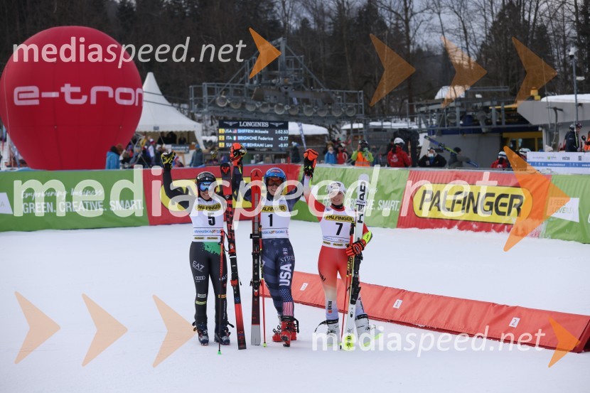  Federica Brignone, smučarka (Italija);  Mikaela Shiffrin, smučarka (ZDA);  Lara Gut-Behrami, smučarka (Švica)59. Zlata lisica, nedelja