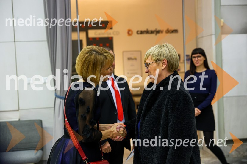 mag. Edita Kuhelj Krajnović, direktorica, Mediade; dr. Nataša Pirc Musar, predsednica Republike SlovenijeInženirka leta 2022 je Rosana Kolar