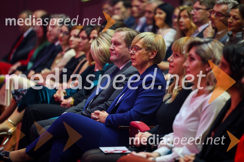  Miha Bobič, predsednik projekta Inženirke in inženirji bomo!; dr. Nataša Pirc Musar, predsednica Republike SlovenijeInženirka leta 2022 je Rosana Kolar