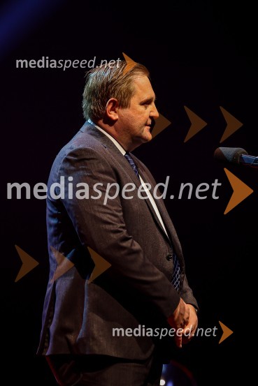  Miha Bobič, predsednik projekta Inženirke in inženirji bomo!Inženirka leta 2022 je Rosana Kolar