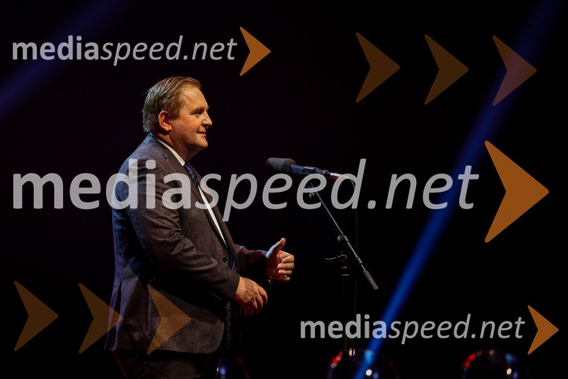  Miha Bobič, predsednik projekta Inženirke in inženirji bomo!Inženirka leta 2022 je Rosana Kolar