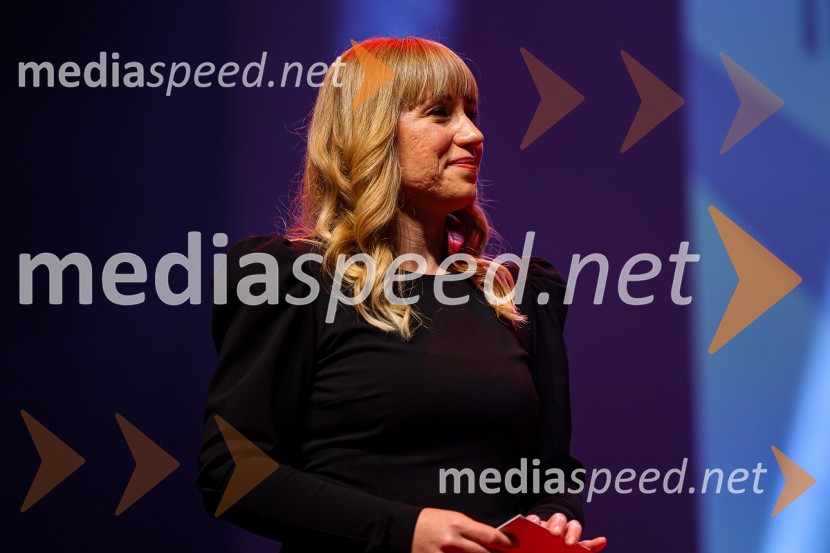  Nataša Kovačević,  vodja projektov na oddelku za raziskave, Kolektor MobilityInženirka leta 2022 je Rosana Kolar