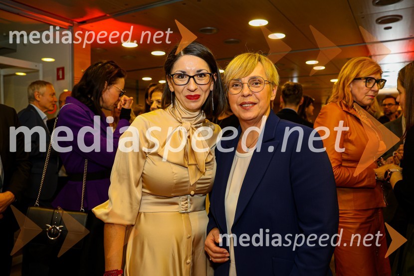  Emilija Stojmenova Duh, ministrica za digitalno preobrazbo; dr. Nataša Pirc Musar, predsednica Republike SlovenijeInženirka leta 2022 je Rosana Kolar