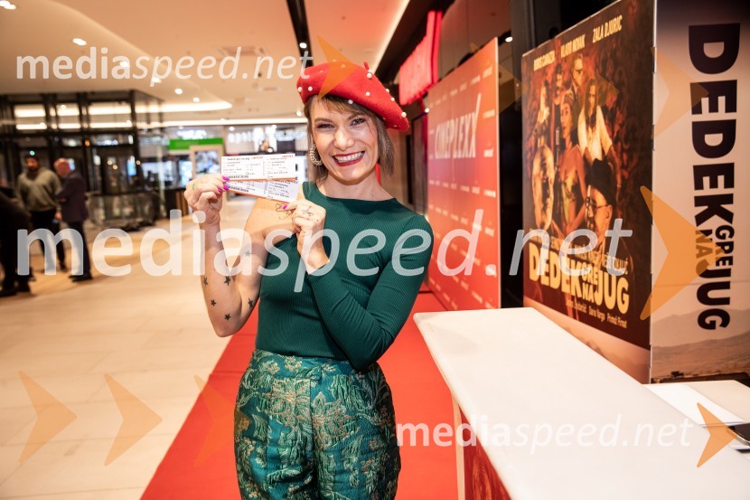  Ana Raščan, voditeljica in novinarkaDedek gre na jug premiera, Cineplexx Ljubljana