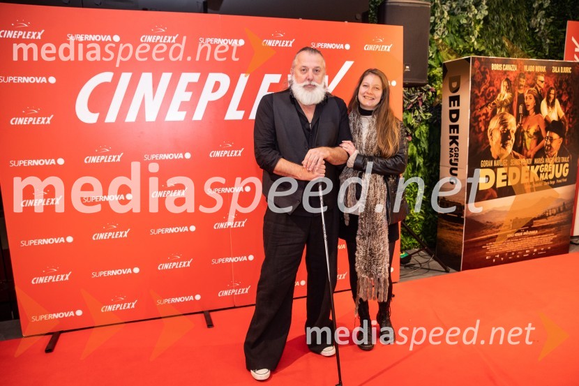  Vinci Vogue Anžlovar, scenarist;  ... Dedek gre na jug premiera, Cineplexx Ljubljana