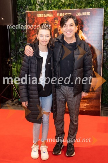  Ana Pavlović;  Stevo Pavlović, frizerDedek gre na jug premiera, Cineplexx Ljubljana