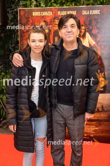  Ana Pavlović;  Stevo Pavlović, frizerDedek gre na jug premiera, Cineplexx Ljubljana